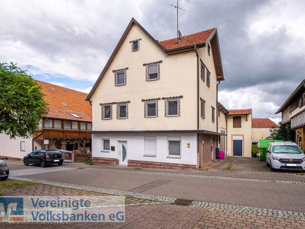 Einfamilienhaus zum Kauf 450.000 € 7 Zimmer 140 m² 243 m² Grundstück Münklingen Weil der Stadt 71263