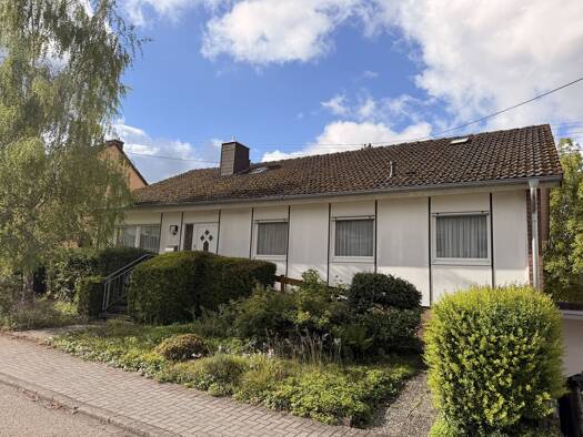 Einfamilienhaus zum Kauf 298.000 € 7 Zimmer 198 m² 596 m² Grundstück Simmern 56337