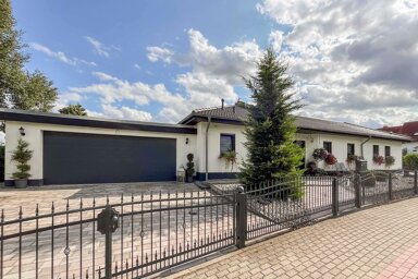 Bungalow zum Kauf 640.000 € 7 Zimmer 251,1 m² 1.443,1 m² Grundstück Hermsdorf Gera 07554