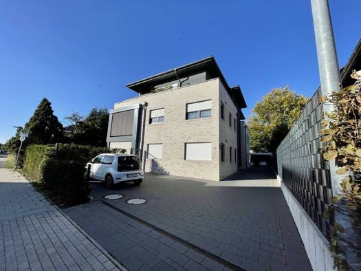 Wohnung zur Miete 1.100 € 3 Zimmer 106 m² Cloppenburg Cloppenburg 49661
