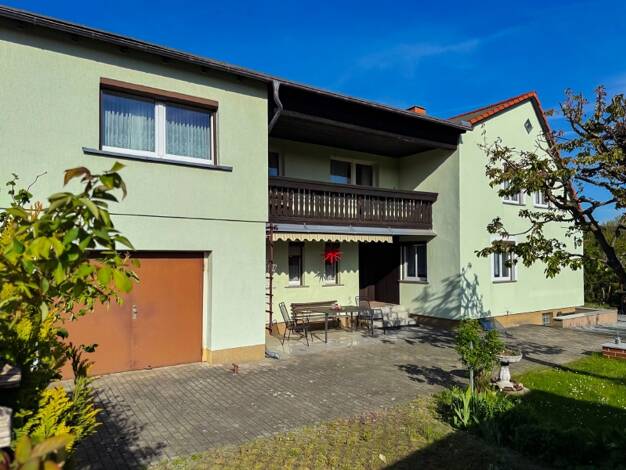 Doppelhaushälfte zum Kauf 160.000 € 5 Zimmer 118,8 m² 1.000 m² Grundstück Löbau Löbau 02708
