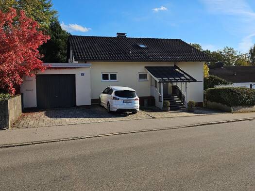 Einfamilienhaus zum Kauf 550.000 € 5 Zimmer 152,7 m² 641 m² Grundstück Traunreut Traunreut 83301