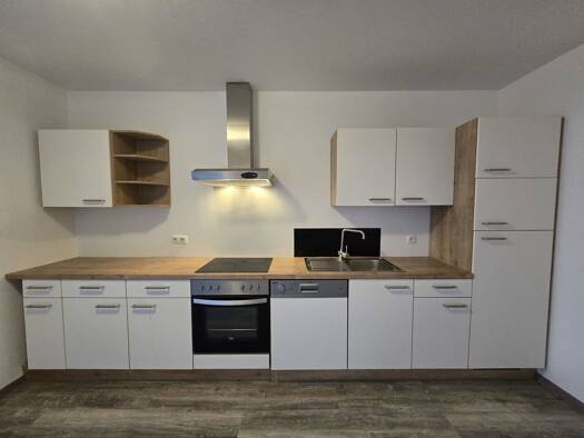 Wohnung zur Miete 693 € 3 Zimmer 87 m² Ferndorf 9702