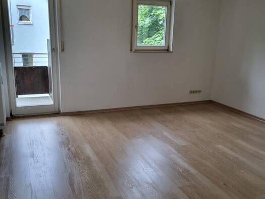 Wohnung zur Miete 362 € 3 Zimmer 67,6 m² 2. Geschoss An der Höll Hötzelsroda Eisenach 99817
