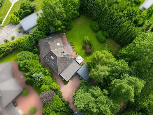 Haus zum Kauf 435.000 € 9 Zimmer 264 m² 1.800 m² Grundstück Garlstedt Osterholz-Scharmbeck 27711