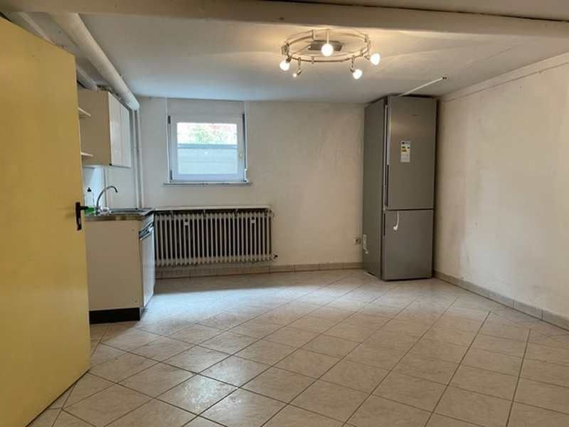 Haus zum Kauf provisionsfrei 400.000 € 4 Zimmer Am Eichbaum 4 Frankfurt am Main Nieder-Eschbach Frankfurt am Main 60437