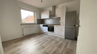 Wohnung zur Miete 690 € 3 Zimmer 90 m² 1. Geschoss frei ab 01.03.2025 Varel Varel 26316