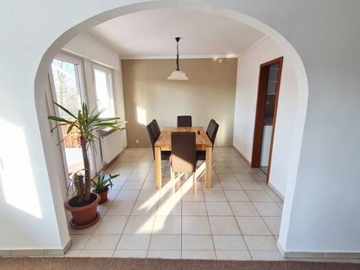 Einfamilienhaus zum Kauf provisionsfrei 445.000 € 8 Zimmer 190 m² 562 m² Grundstück Nöttingen Remchingen 75196