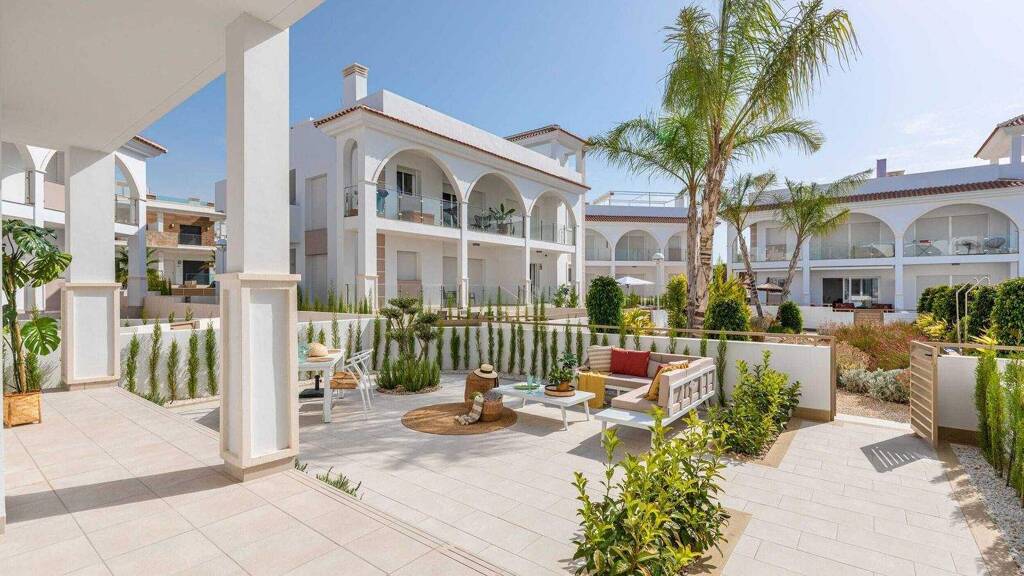 Reihenendhaus zum Kauf - Erstbezug provisionsfrei 410.000 € 3 Zimmer 133 m² 150 m² Grundstück Quesada 03170