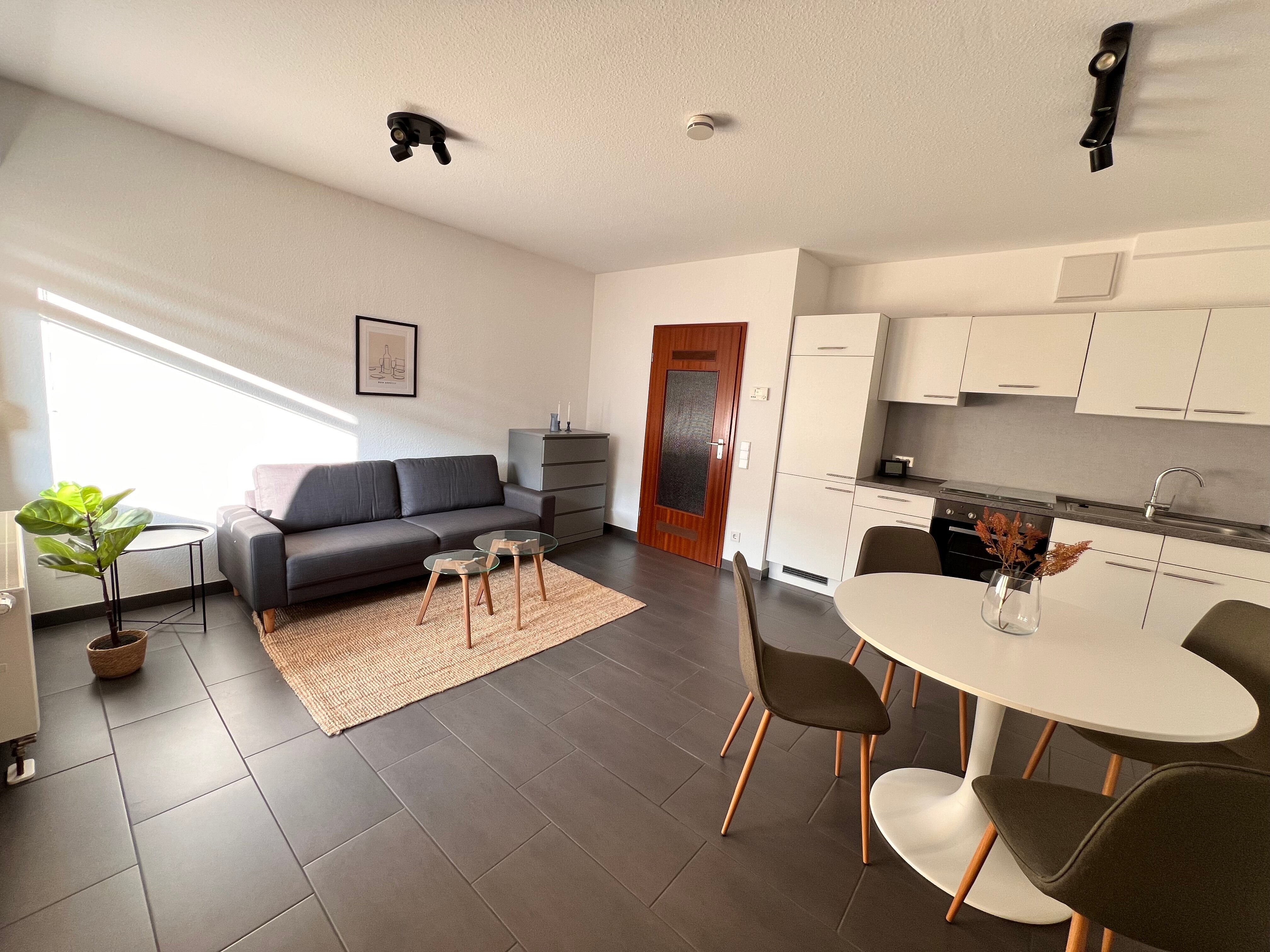 Studio zur Miete 585 € 1 Zimmer 32 m²<br/>Wohnfläche 2.<br/>Geschoss ab sofort<br/>Verfügbarkeit Friedrich-Ebert-Straße Winzingen Neustadt an der Weinstraße 67433