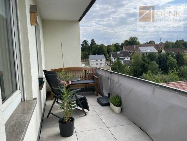 Wohnung zur Miete 780 € 4 Zimmer 93,4 m² 3. Geschoss frei ab 01.10.2026 Kitzingen Kitzingen 97318