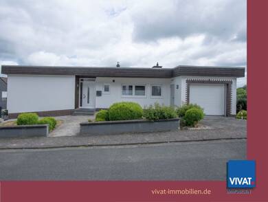 Einfamilienhaus zum Kauf provisionsfrei 395.000 € 6,5 Zimmer 203 m² 698 m² Grundstück Flammersbach Haiger 35708