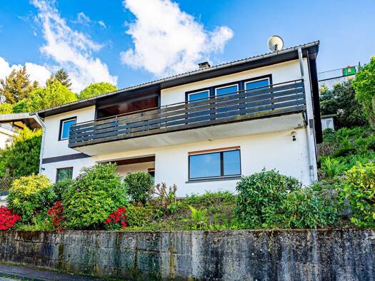 Einfamilienhaus zum Kauf 239.000 € 8 Zimmer 172 m² 694 m² Grundstück Lauf 77886