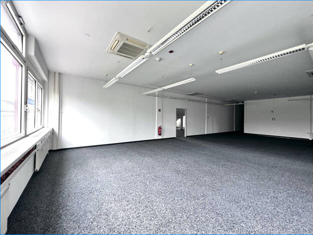 Bürofläche zur Miete provisionsfrei 9 € 406 m² Bürofläche Oberhaching 82041