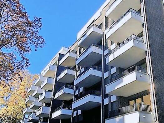 Wohnung zur Miete 1.600 € 3 Zimmer 98 m² Geschoss 1/5 frei ab sofort Falkertstraße West Stuttgart 70176