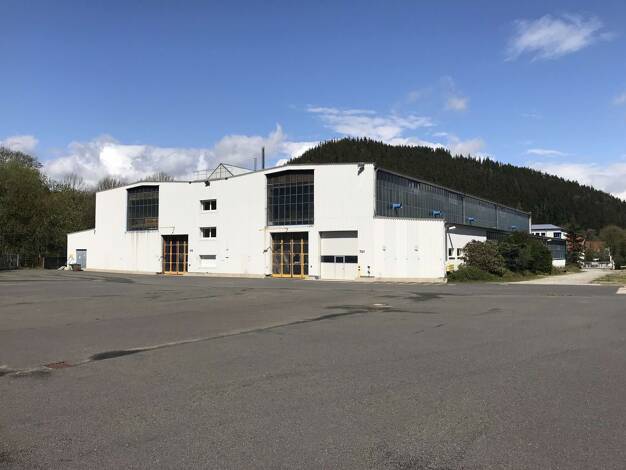 Produktionshalle zur Miete provisionsfrei 3.000 m² Lagerfläche teilbar ab 700 m² Luisenthal 99885