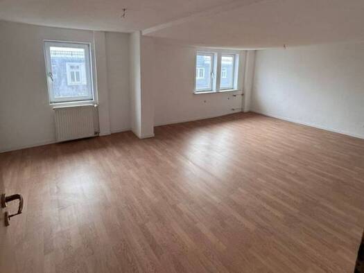 WG-Zimmer zur Miete 1.250 € 6 Zimmer 162 m² Geschoss 1/2 frei ab sofort Ferndorf Kreuztal 57223