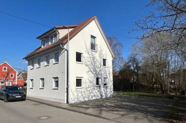 Wohnung zur Miete 760 € 3 Zimmer 64 m² frei ab sofort Löwenstraße 11 Bad Schussenried Bad Schussenried 88427