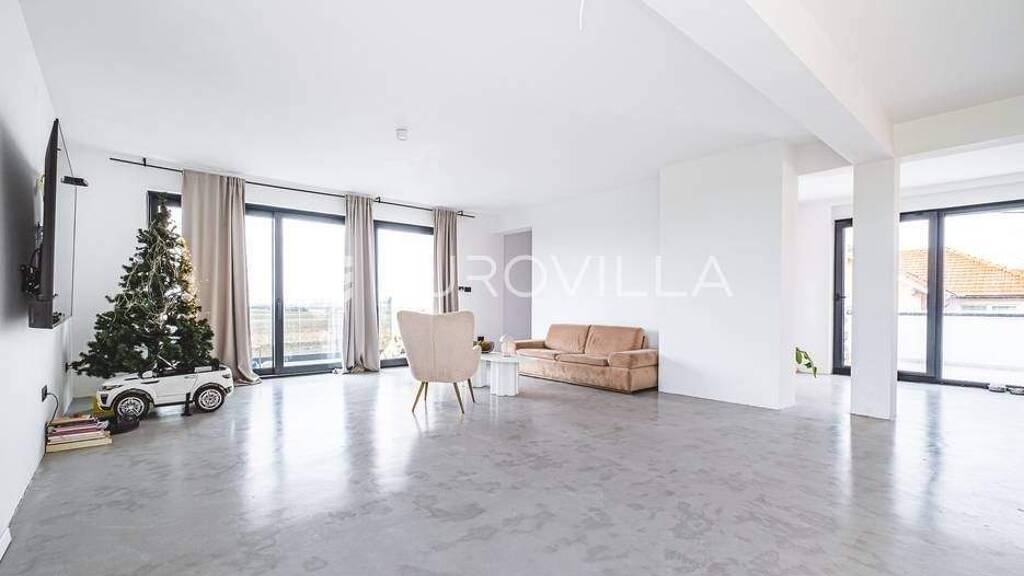 Haus zum Kauf 980.000 € 6 Zimmer 500 m² Odra Odra 10020