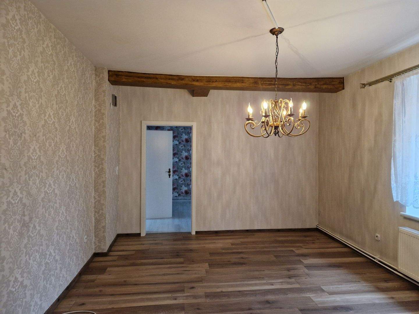 Immobilie in Goethestadt Bad Lauchstädt - Großzügiges Zweifamilienhaus mit Nebengelass, Garagen und weitläufigem Garten in Milzau - Bild 4