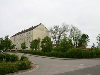 Wohnung zur Miete 349 € 3 Zimmer 66,7 m² 2. Geschoss frei ab sofort Marktstrasse 2 Löcknitz Löcknitz 17321