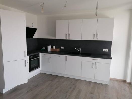 Wohnung zur Miete 1.300 € 4 Zimmer 106 m² Geschoss 3/4 frei ab 01.05.2026 Hohenwart Pforzheim 75181