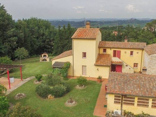 Haus zum Kauf 850.000 € 177 m² 20.000 m² Grundstück Casciana Terme 56034