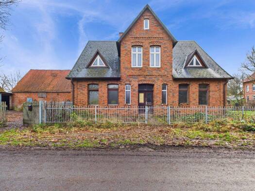 Haus zum Kauf 119.999 € 185 m² 6.779 m² Grundstück Hedern Hedern/Frankenfeld 27336