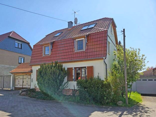 Einfamilienhaus zum Kauf 299.000 € 9 Zimmer 225 m² 2.598 m² Grundstück Döllstädt 99100