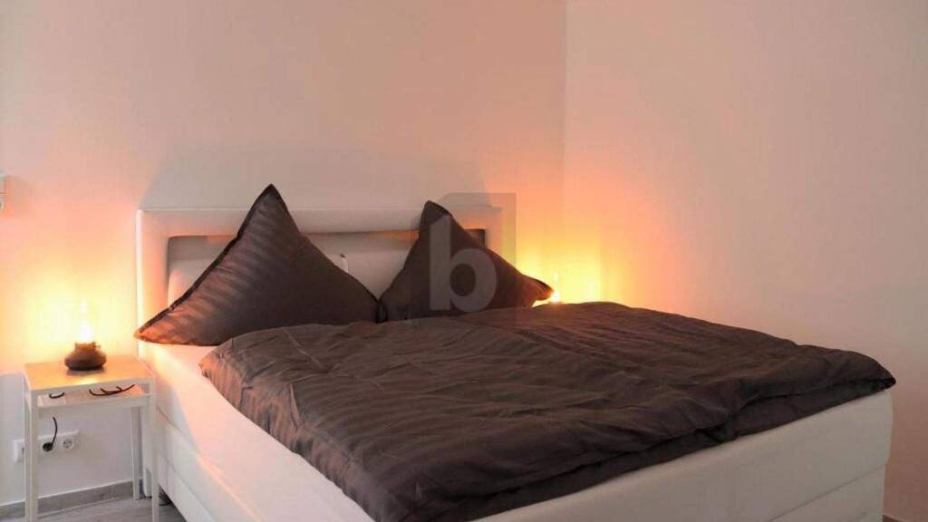 Hotel zum Kauf 529.000 € 11 Zimmer Dahlem 53949