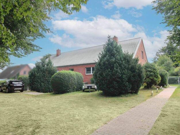 Einfamilienhaus zum Kauf 625.000 € 10 Zimmer 310,8 m² 5.530,1 m² Grundstück Emkendorf Tröndel 24321