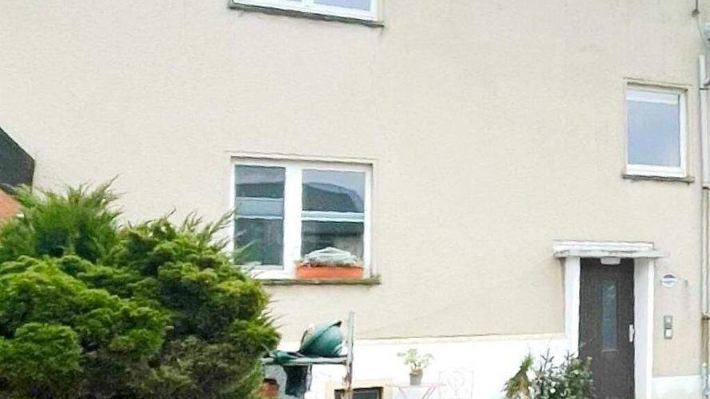 Wohnung zur Miete 468 € 3 Zimmer 72 m² 2. Geschoss frei ab sofort Friedhofstraße Meerane 08393