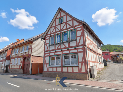 Einfamilienhaus zur Miete 675 € 4 Zimmer 150 m² frei ab 01.04.2026 Hauptstraße 64 Lengenfeld unterm Stein 99976