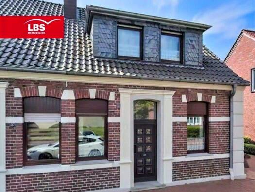 Doppelhaushälfte zum Kauf 245.000 € 4 Zimmer 100 m² 254 m² Grundstück frei ab 01.10.2026 Ahaus 48683