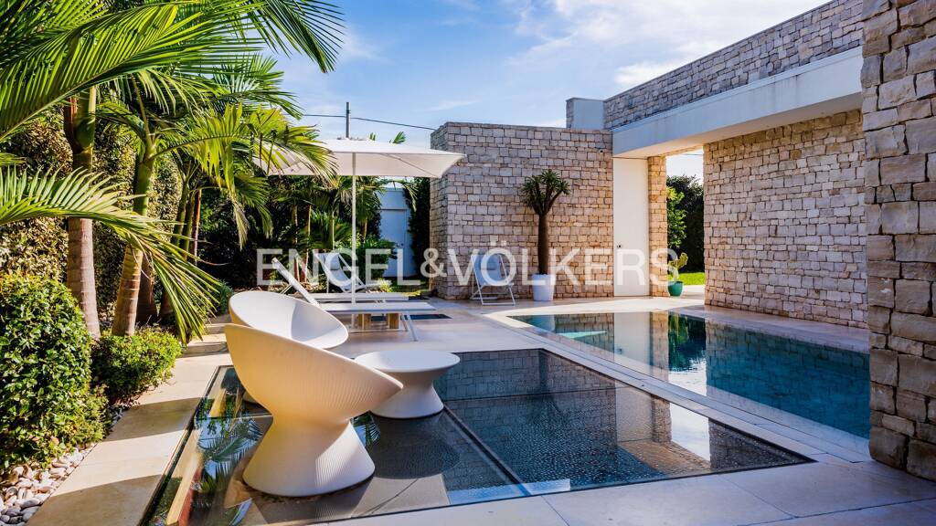 Villa zum Kauf 1.300.000 € 2 Zimmer 160 m² 1.000 m² Grundstück Via Lago Maggiore 4 Siracusa 96100