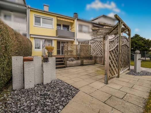 Reihenmittelhaus zum Kauf 350.000 € 5 Zimmer 110 m² 198 m² Grundstück Friedrichshafen Friedrichshafen 88046