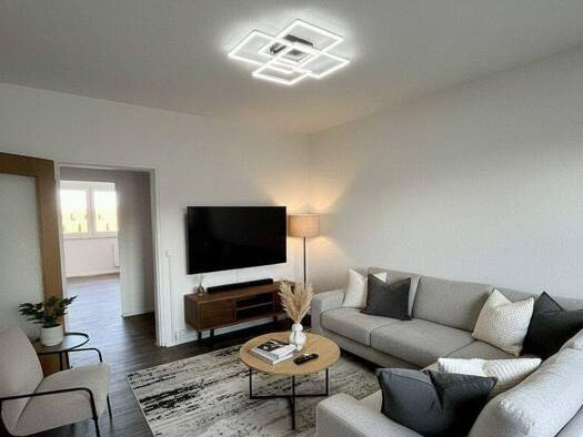 Wohnung zur Miete 422 € 3 Zimmer 70,4 m² 2. Geschoss Katharinenstraße 39 Innenstadt Zwickau 08056