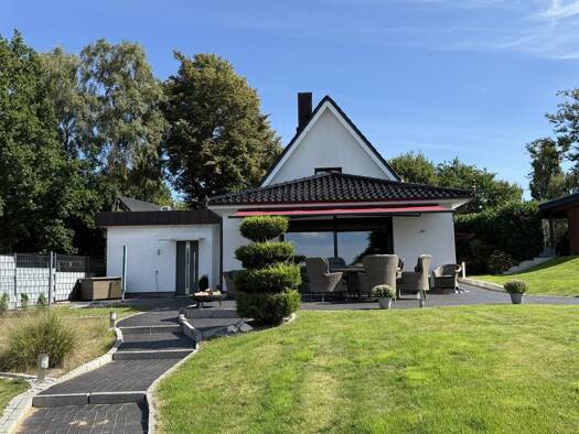Einfamilienhaus zum Kauf 950.000 € 3 Zimmer 113 m² 1.365 m² Grundstück Kücknitz Kücknitz 23569