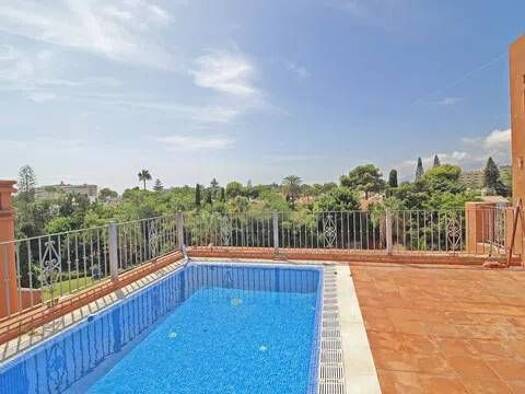 Penthouse zur Miete 4.500 € 3 Zimmer 393 m² 2. Geschoss Avenida De Los Andaluces, 86 Estepona 29688