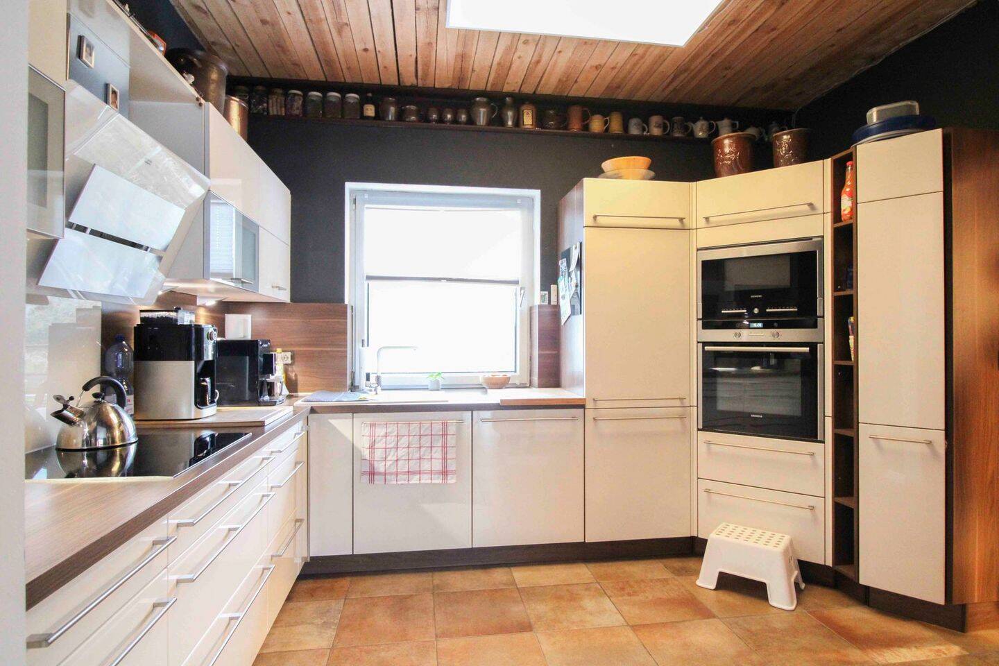 Immobilie in Sagard - Unikat : Einzigartiges Einfamilenhaus in ruhiger Lage - robust gebaut, großzügig gedacht - Bild 1