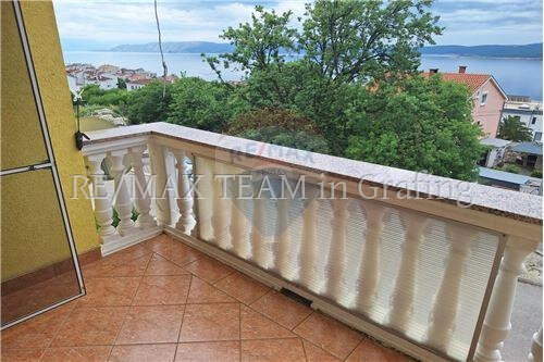 Wohnung zum Kauf 170.000 € 2 Zimmer 40 m²<br/>Wohnfläche 2.<br/>Geschoss Kreuzviertel Crikvenica 51260