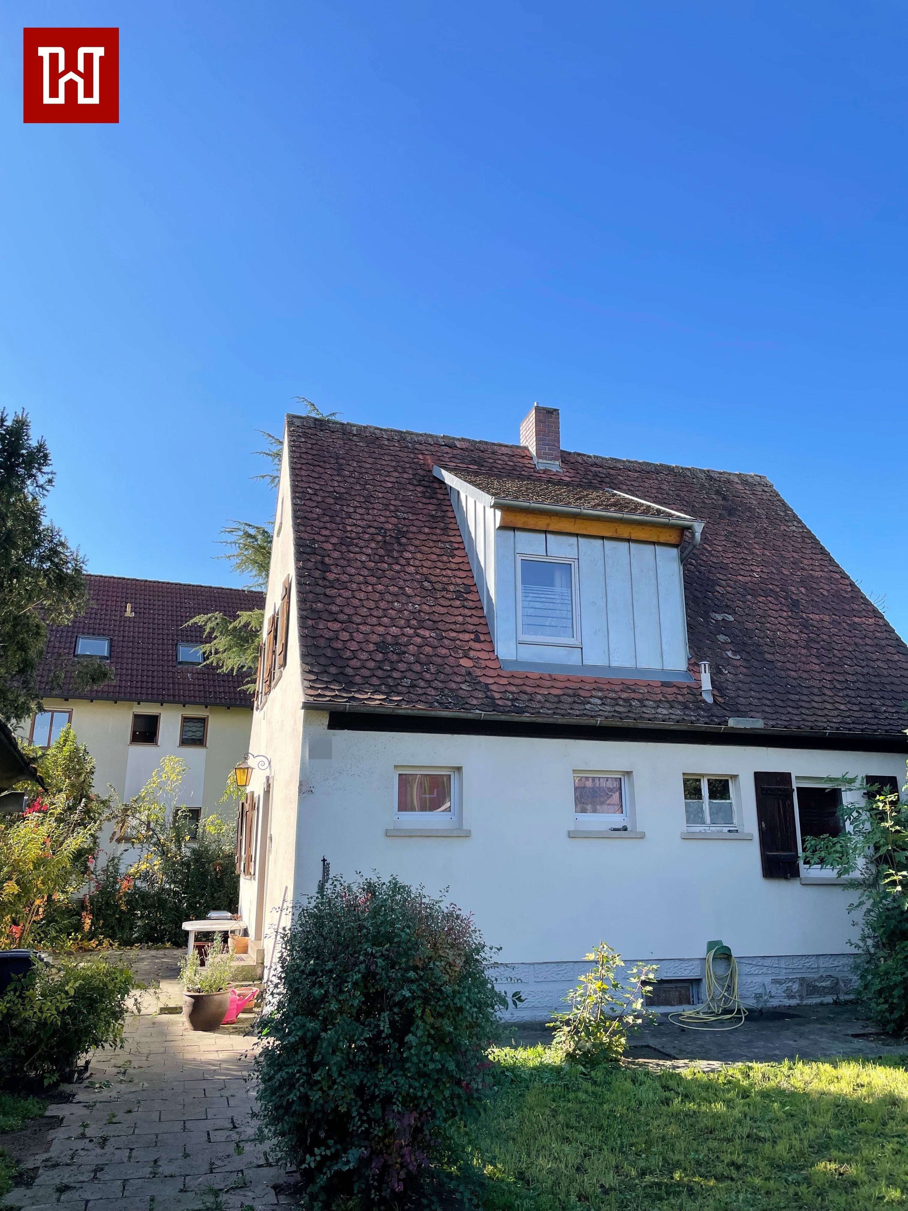 Einfamilienhaus zum Kauf 5 Zimmer 100 m²<br/>Wohnfläche 400 m²<br/>Grundstück Kitzingen Kitzingen 97318