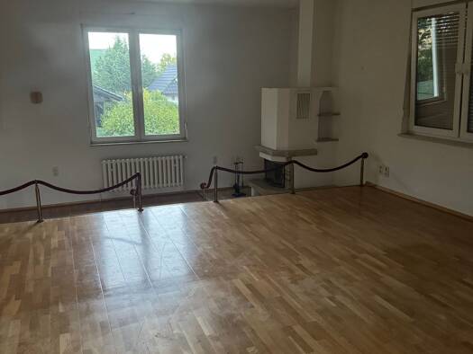 Einfamilienhaus zum Kauf provisionsfrei 239.000 € 6 Zimmer 240 m² 1.226 m² Grundstück frei ab sofort Leißling Weißenfels 06667
