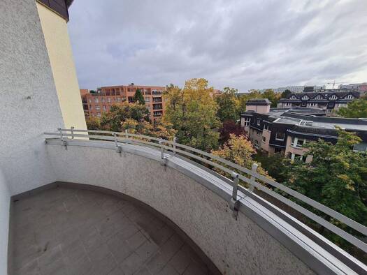 Wohnung zum Kauf 379.500 € 2 Zimmer 61 m² 4. Geschoss frei ab sofort Schmargendorf Berlin 14199