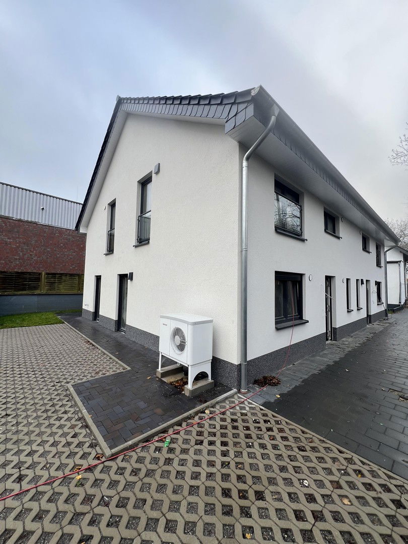 Doppelhaushälfte zur Miete 1.500 € 4 Zimmer 110 m²<br/>Wohnfläche 161 m²<br/>Grundstück ab sofort<br/>Verfügbarkeit Kattenturmer Heerstraße 138 Kattenturm Bremen 28277