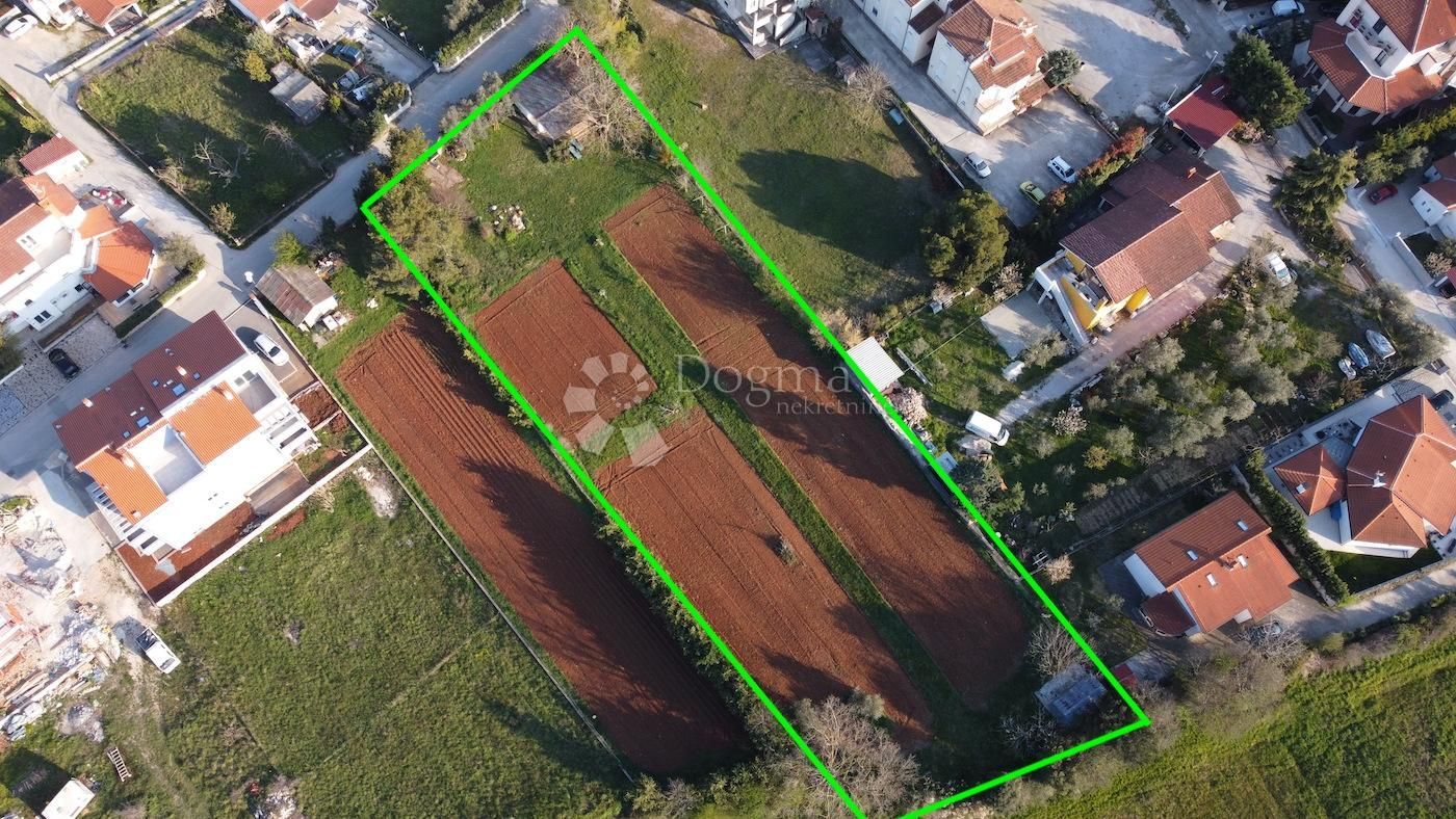 Land-/Forstwirtschaft zum Kauf 1.130.000 € Stinjan 52100