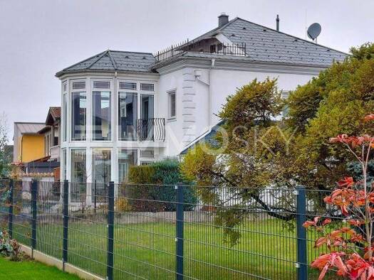 Villa zum Kauf 945.000 € 9 Zimmer 207 m² 636 m² Grundstück Pichling Linz 4030