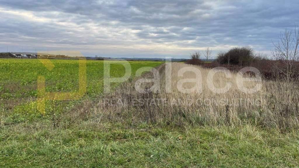 Land-/Forstwirtschaft zum Kauf 100 € Velika Gorica