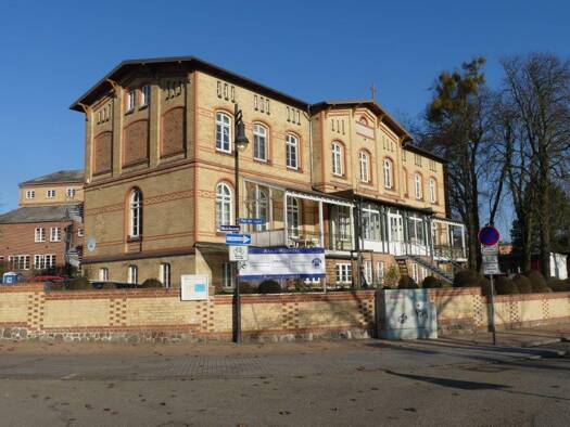 Büro zum Kauf provisionsfrei 1.250.000 € Platz der Jugend 25 Feldstadt Schwerin 19053