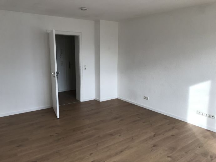 Wohnung zur Miete 1.210 € 5 Zimmer 110 m²<br/>Wohnfläche 3.<br/>Geschoss 01.10.2024<br/>Verfügbarkeit Westend Kassel 34119